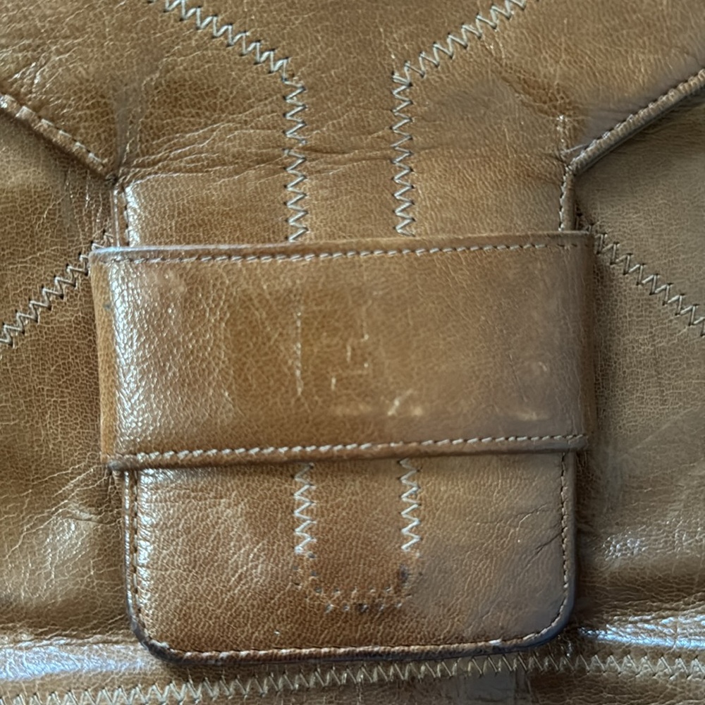 Vintage Fendi bag - Picture 2 of 16